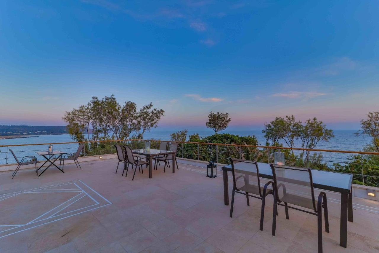 Black Diamond Beachfront Pool Villa Pasithea In Sounio, Athens 苏尼翁 外观 照片