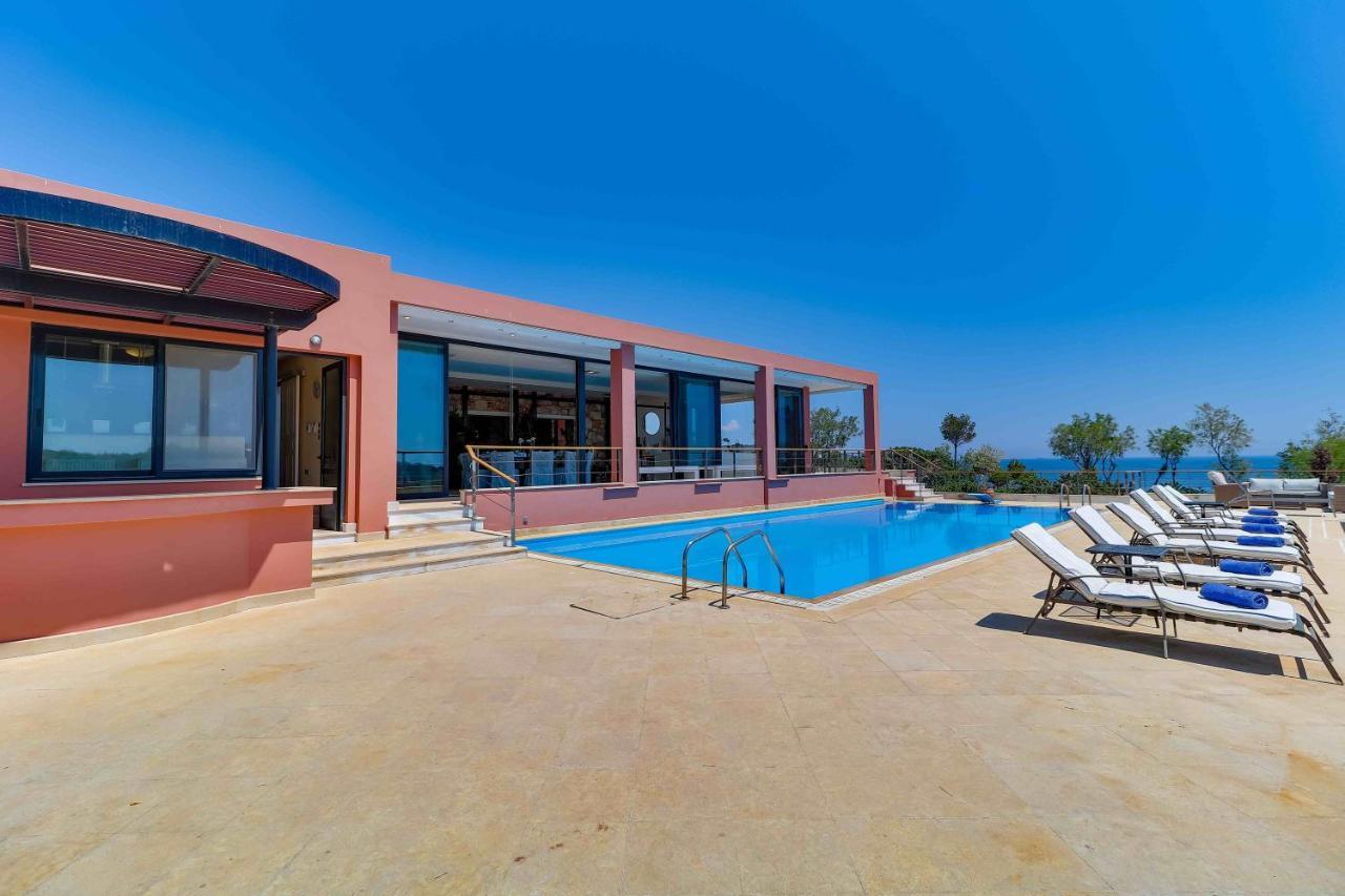 Black Diamond Beachfront Pool Villa Pasithea In Sounio, Athens 苏尼翁 外观 照片